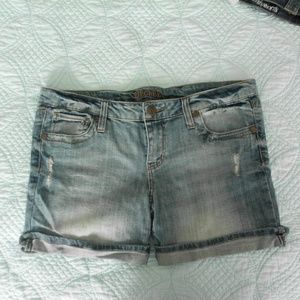 Juniors stretch jean shorts